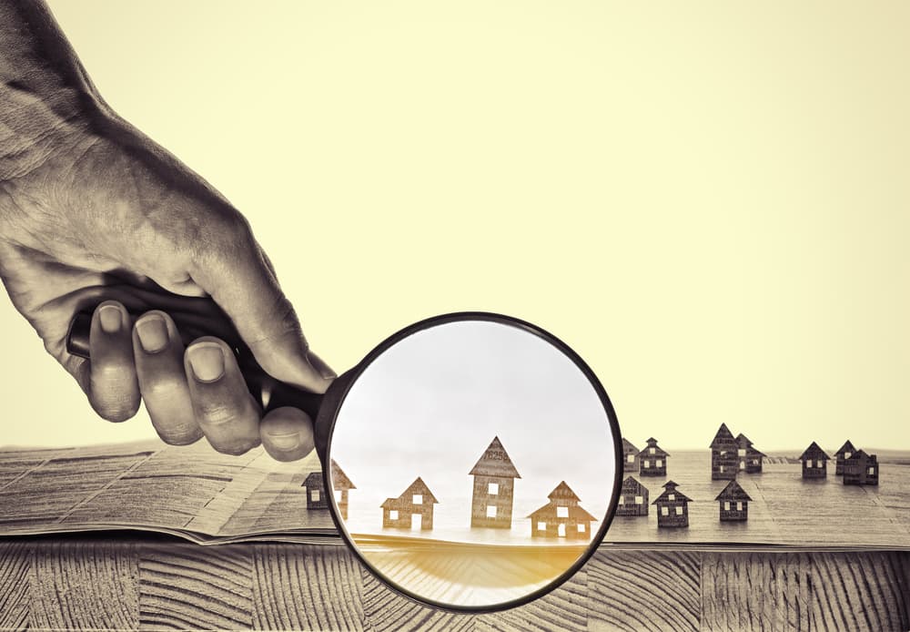 Off-Market Real Estate: How the Wealthy Buy Before You Even See It